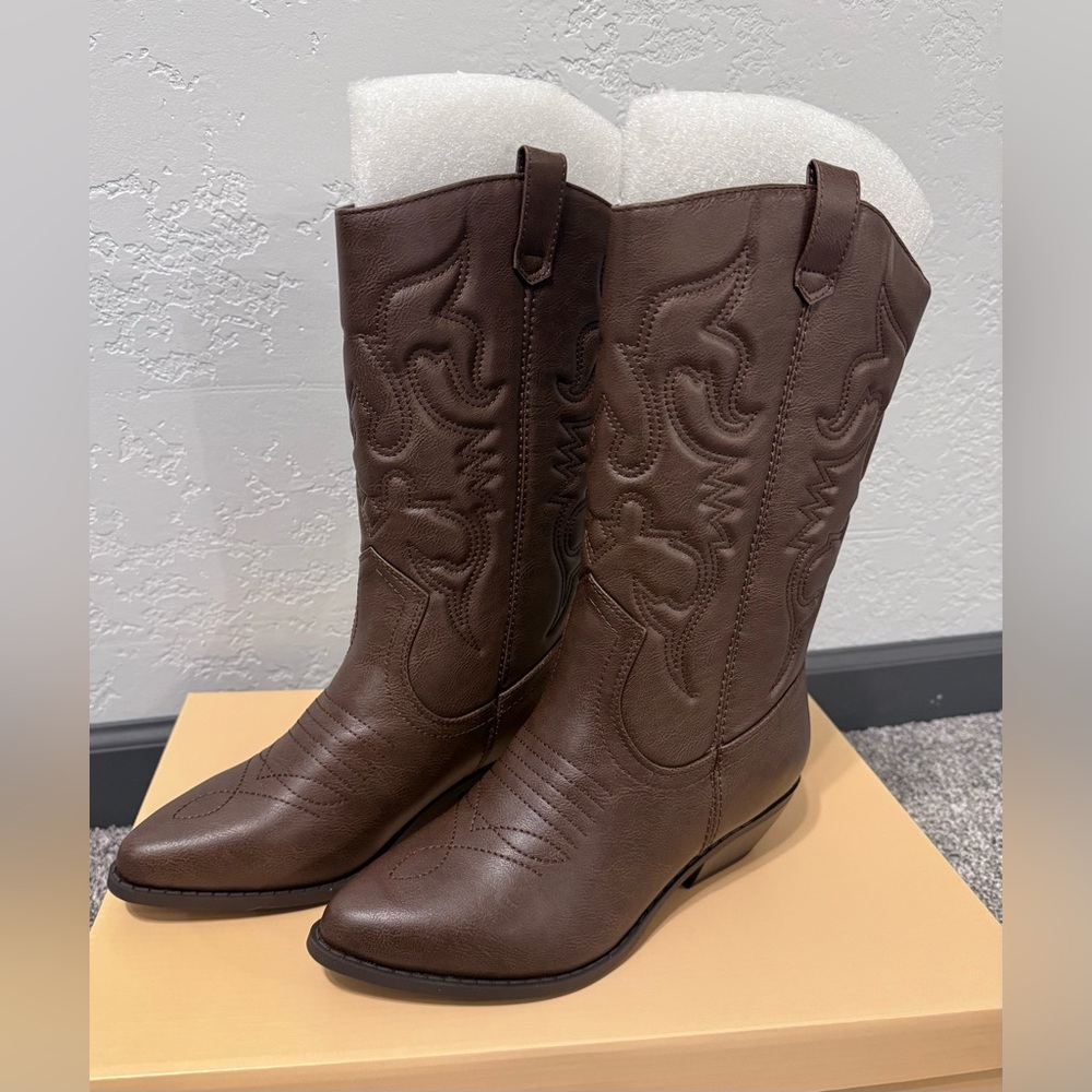NIB Size 8.5 Soda Cowgirl Brown Western Style Women's Cowboy Boots